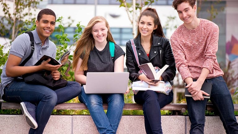 Burnaby School District Summer Session for Secondary Students